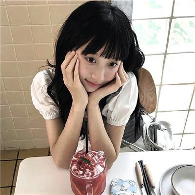 明天、我会成为谁的女友